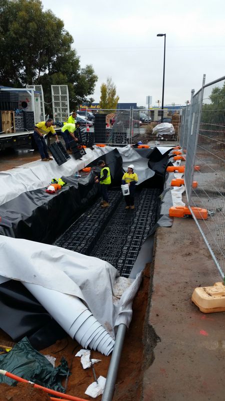 Underground tank installation